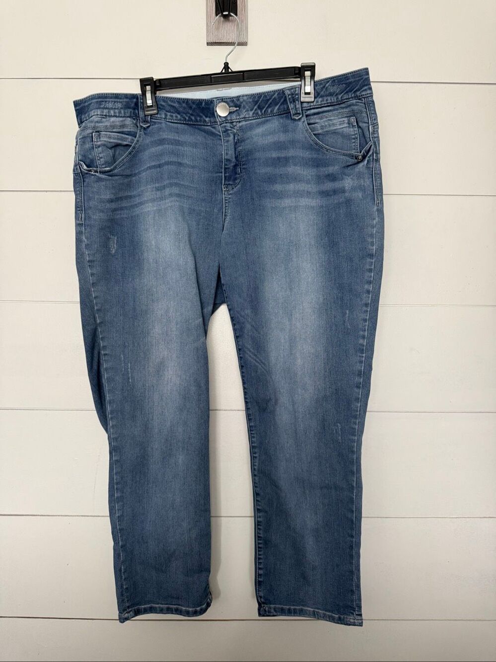 Democracy Women’s 20W Ab Solution Cropped Jeans Stretchy